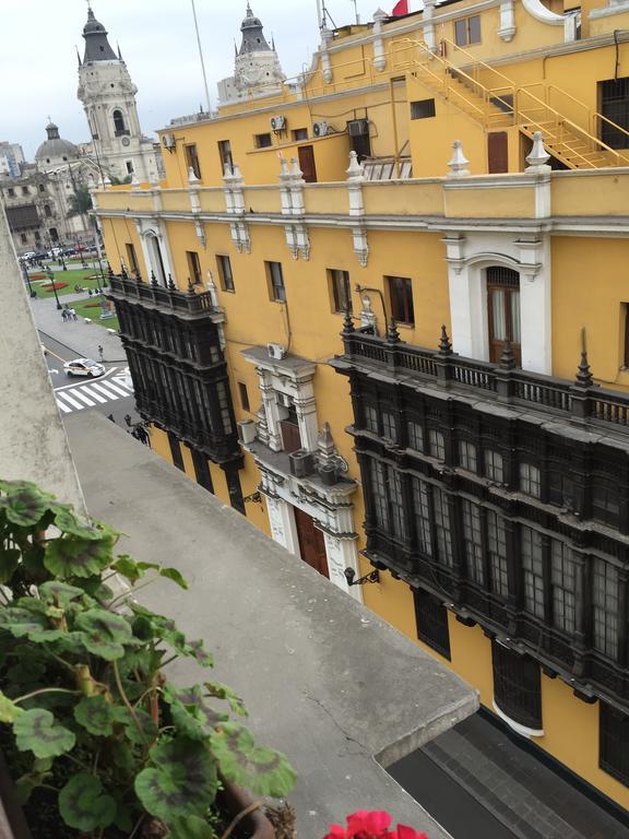 Best Place In Plaza Mayor Lima, Pizarro Building *