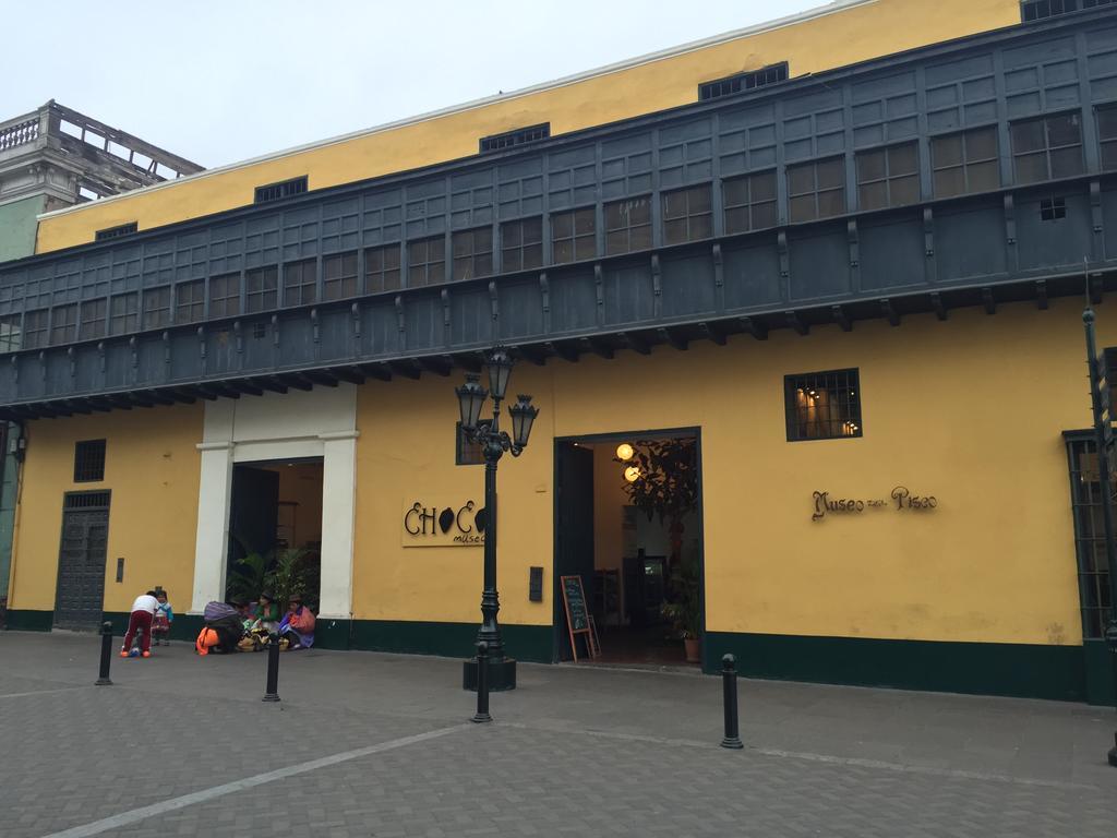Best Place In Plaza Mayor Lima, Pizarro Building Apartment Lima