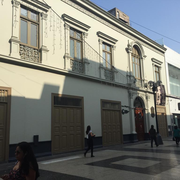 Best Place In Plaza Mayor Lima, Pizarro Building Apartment *