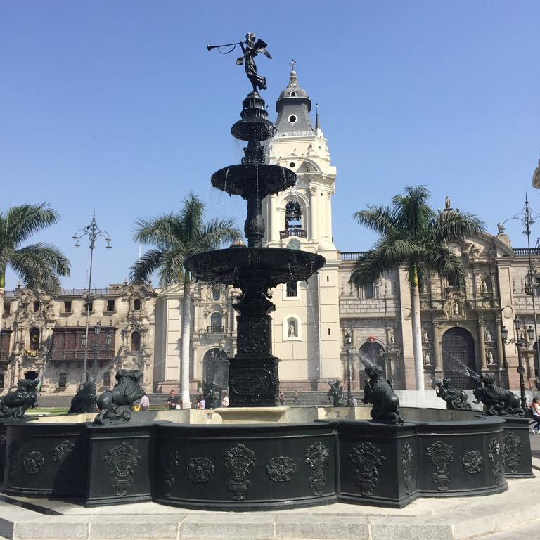 Apartment Best Place In Plaza Mayor Lima, Pizarro Building *