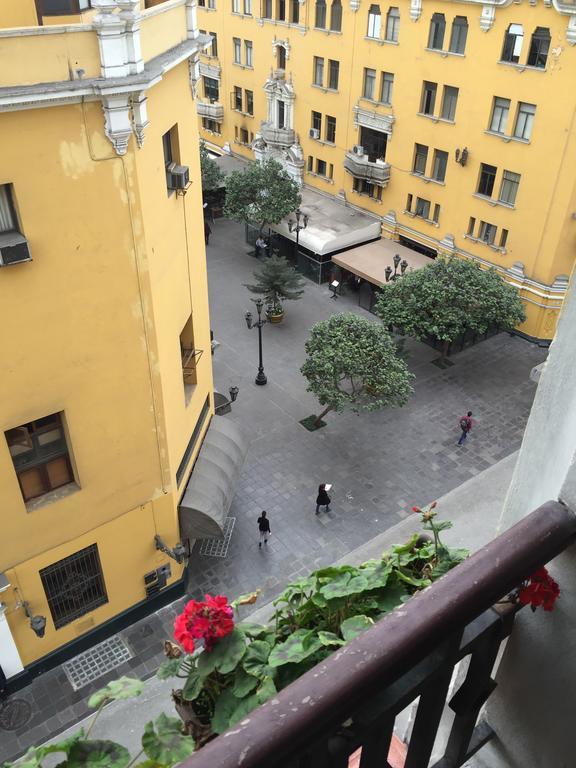 Best Place In Plaza Mayor Lima, Pizarro Building Apartment Lima